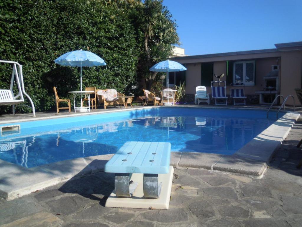 Villa Franca Помпей Екстериор снимка