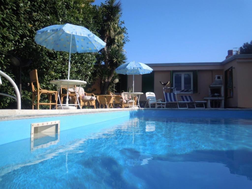 Villa Franca Помпей Екстериор снимка