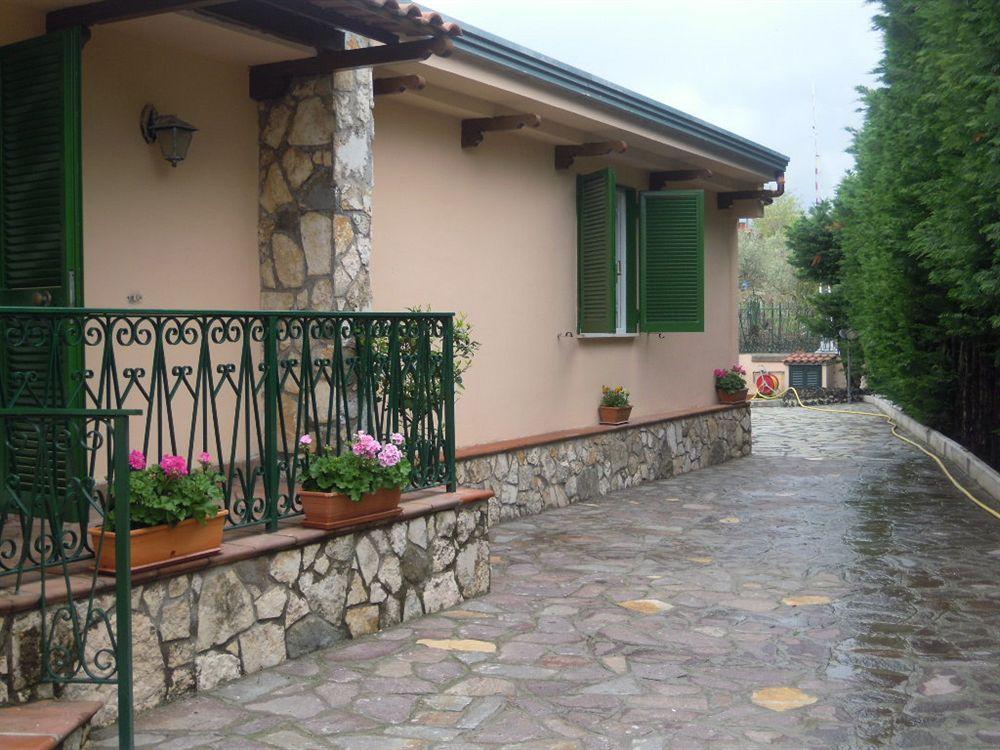 Villa Franca Помпей Екстериор снимка